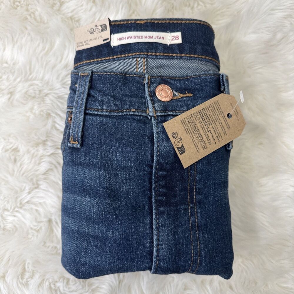 Levi’s High Waisted Mom Jeans 28 (28x26) Blue Tapered Denim Stretch Womens NWT - Picture 12 of 13